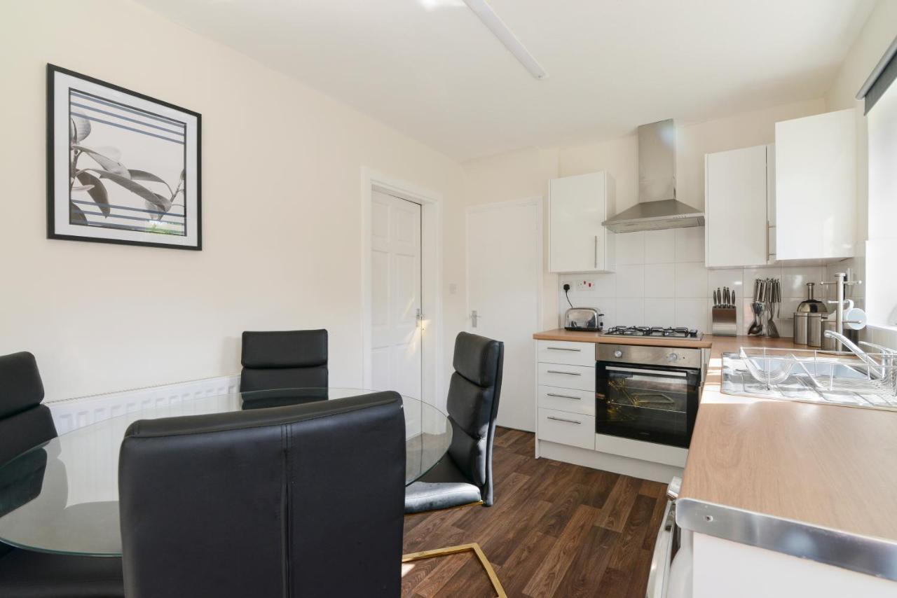 Alderton House - Spacious 3 Bed With Parking Nottingham Exterior photo