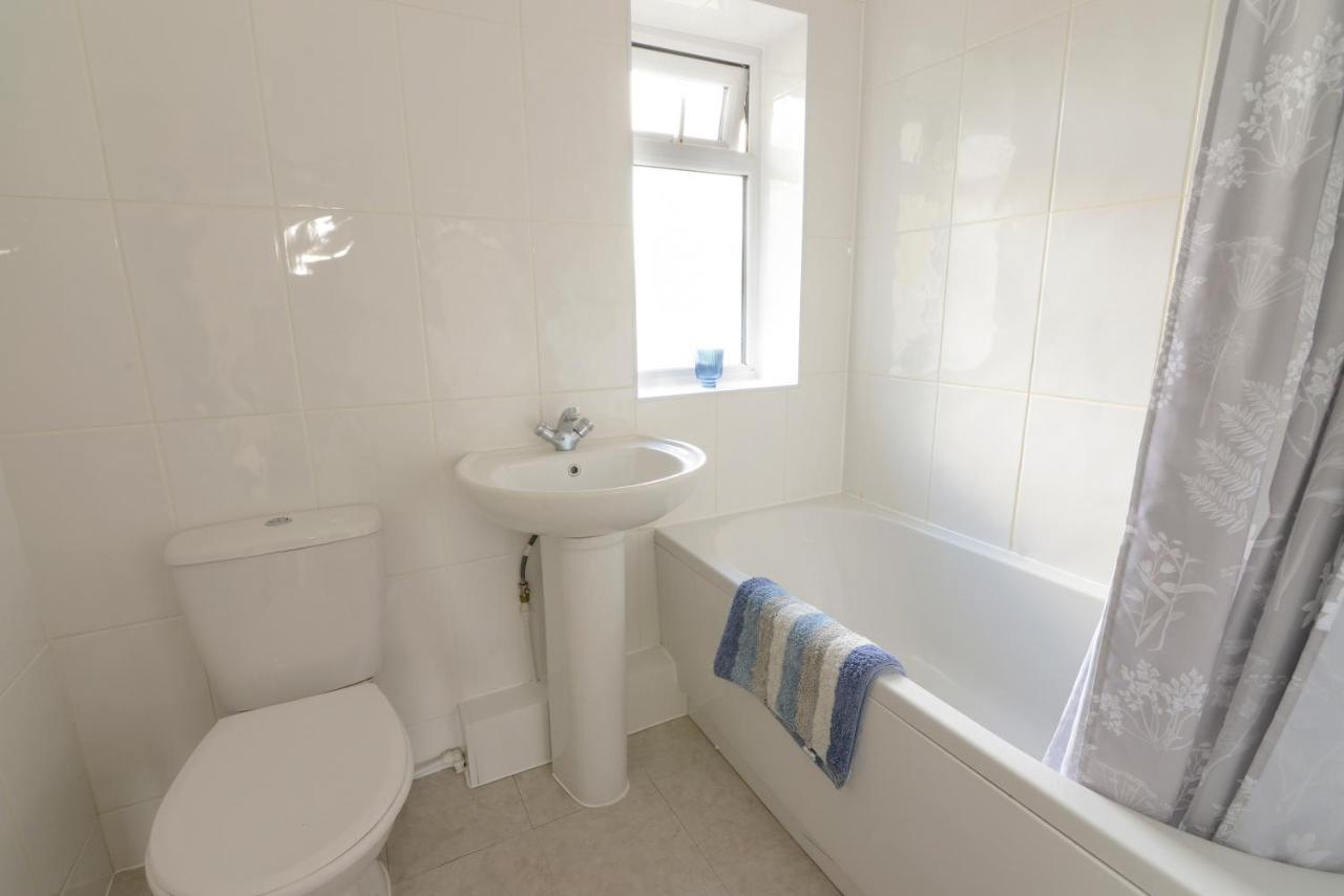 Alderton House - Spacious 3 Bed With Parking Nottingham Exterior photo