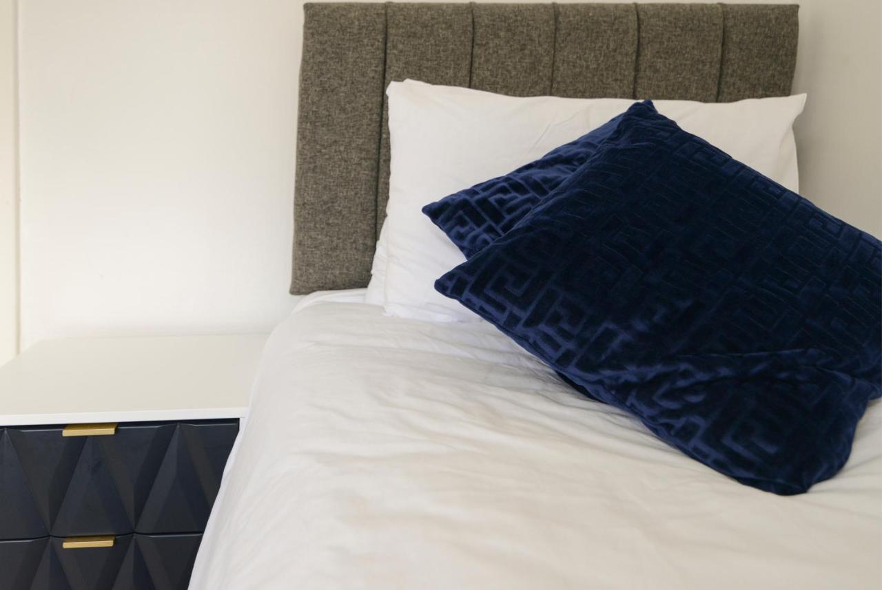 Alderton House - Spacious 3 Bed With Parking Nottingham Exterior photo