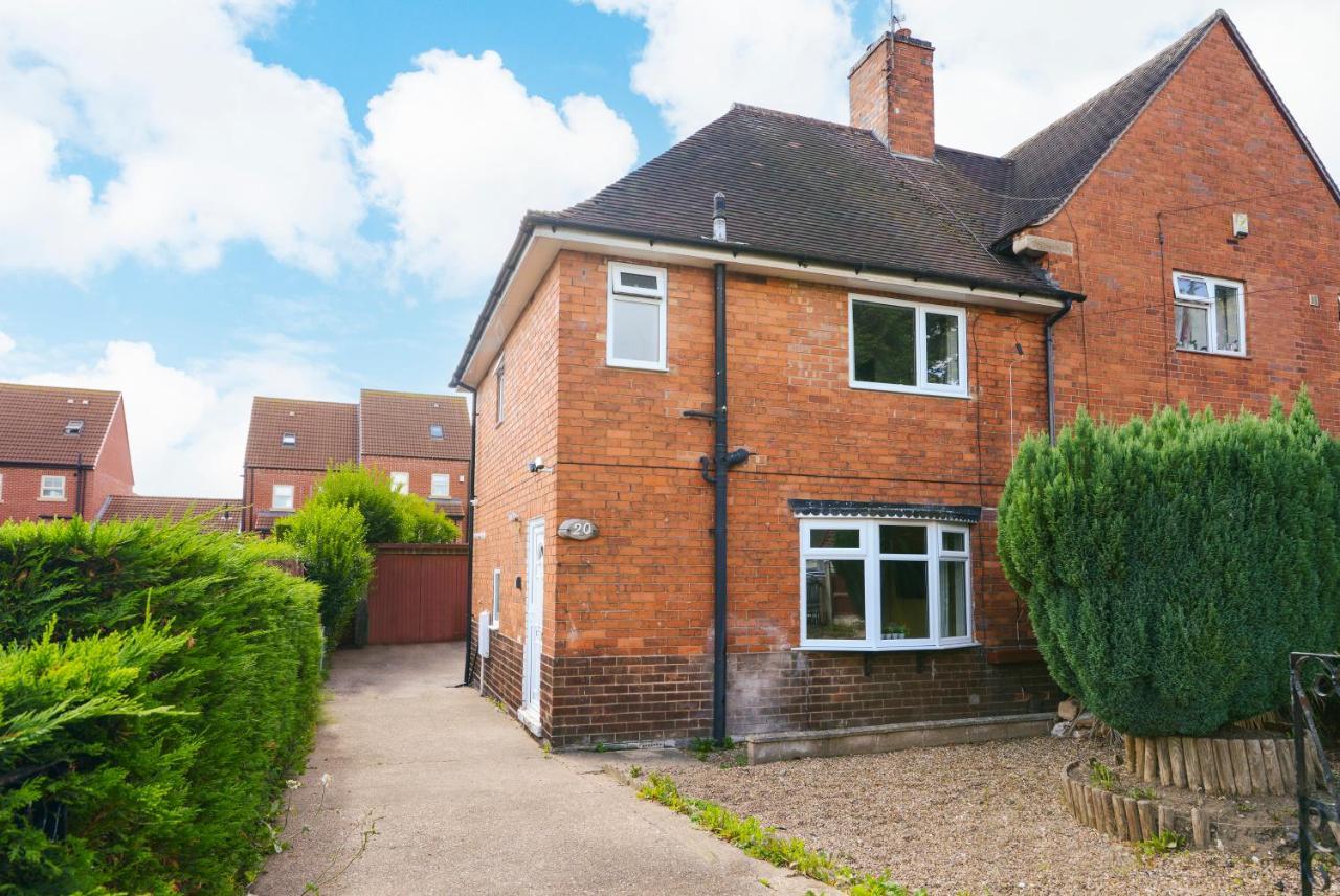 Alderton House - Spacious 3 Bed With Parking Nottingham Exterior photo